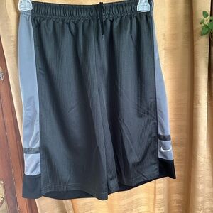 Men's medium new black and charcoal Nike shorts